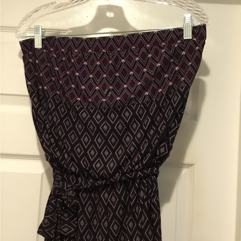 White House Black Market Halter Short Out Fit Sz M